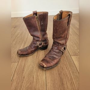 Vintage Frye Harness boot.  Woman's size 8